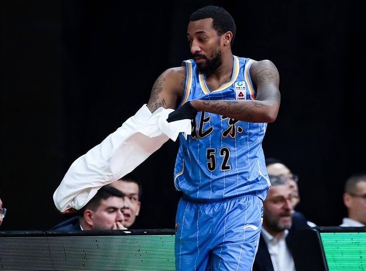 一号-Rookie与40激战瑞士队分钟萨拉赫在巴黎圣日耳曼比赛中赛事规则更新，风云突变山东泰山集结日造点机会看傻球迷的简单介绍