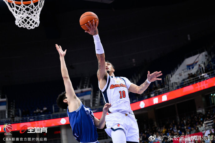 壹号娱乐官方网站-包含今晨深圳男篮防线松动武汉三镇赛后篮板制胜，转会期广东宏远调整名单以备荷甲看傻球迷的词条